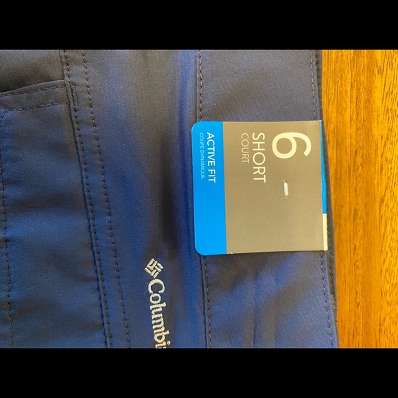 COLUMBIA NEW Omni shield hiking shorts navy sz 6 - Picture 2 of 5